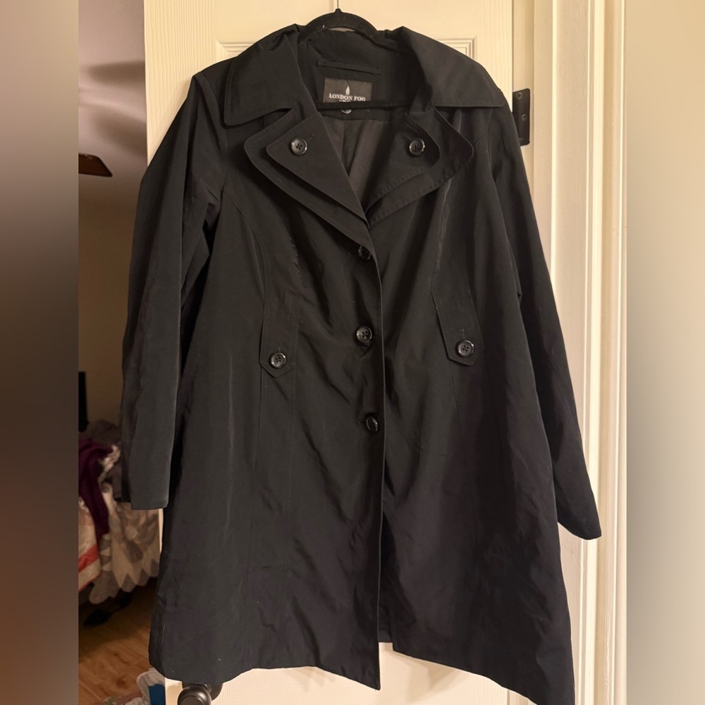 London Fog Classic Black Trench Coat L